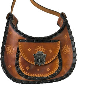 Elegant Brown Leather Crossbody Bag